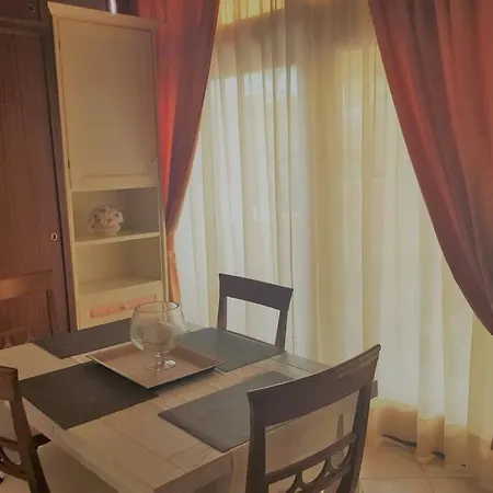 Casa de Férias Villetta A Schiera Super Wi-fi Olbia